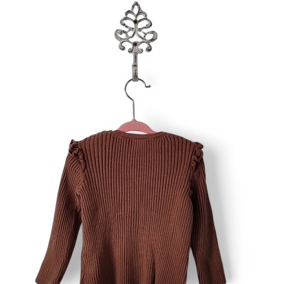 H&M Rib Knit Ruffle Shoulder Sweater - Picture 2 of 4